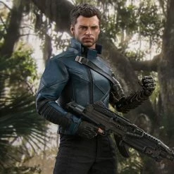 The Falcon And The Winter Soldier Marvel Universe Official Hot Toys Marvel The Winter Soldier 1:6 Scale Figure