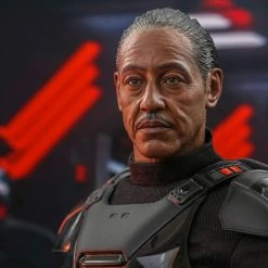 Official Hot Toys Star Wars The Mandalorian Moff Gideon 1:6 Scale Figure