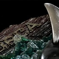 Cheap π Official Iron Studios Jaws Attack 1:20 Demi Scale Statue π 20 Official Iron Studios Jaws Attack 1:20 Demi Scale Statue