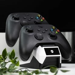 Gaming Accessories Numskull Xbox Series X And Series S Fast Charge Twin Charging Dock